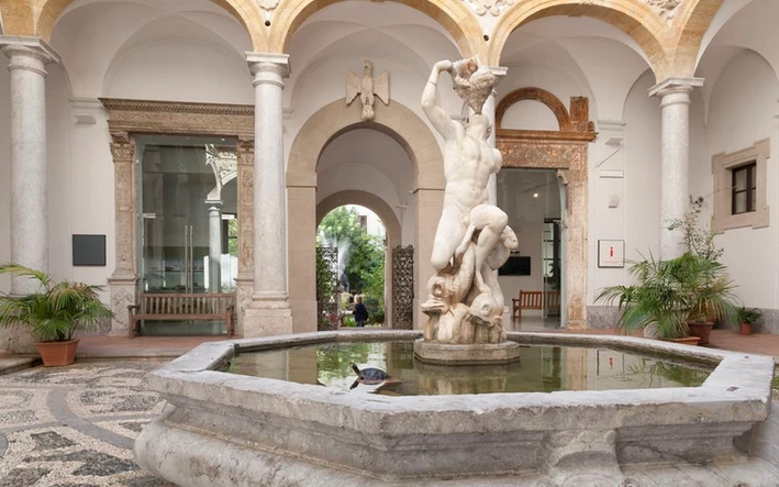 Fountain in the courtyard of the Museum Antonino Salinas