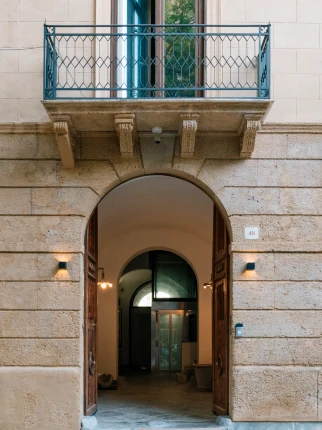 Picture of the open entrance door at BnB Dolcevita