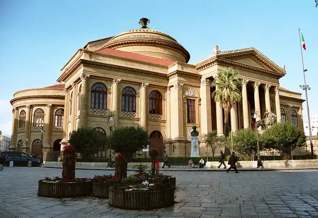 Front of the Teatro Massimos in Palermo