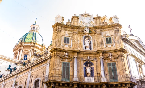Palastfassade der Quattro Canti in Palermo