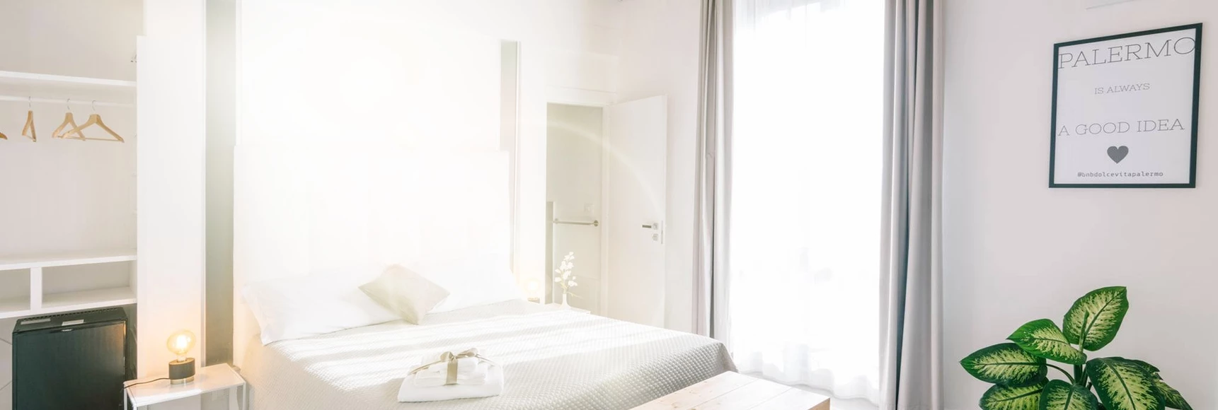 View of a room for your Palermo vacation